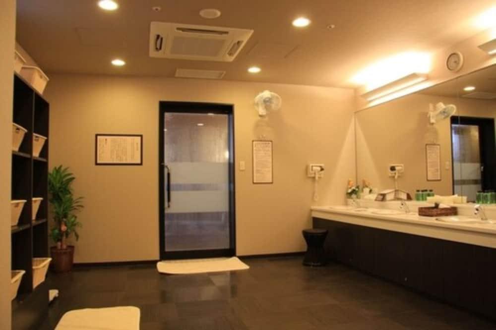 Hotel Route-Inn Sapporo Chuo Buitenkant foto