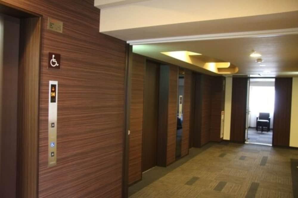 Hotel Route-Inn Sapporo Chuo Buitenkant foto